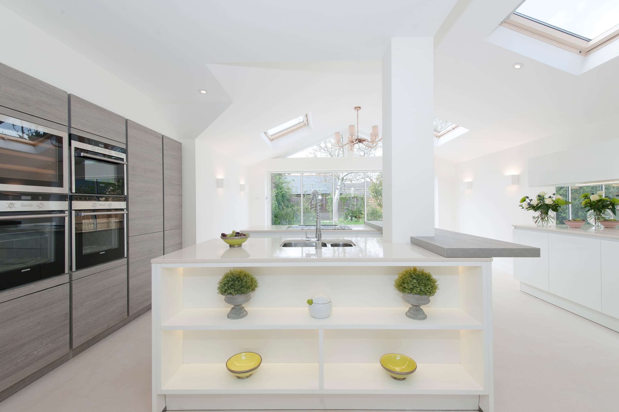 kitchen island with ornaments and appliances
